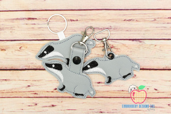 Review: Cute Badger ITH Key Fob Pattern for Craft Fairs